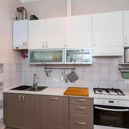 Light And Spacious Apartment On Gazova Str Λβιβ Εξωτερικό φωτογραφία