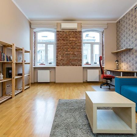 Light And Spacious Apartment On Gazova Str Λβιβ Εξωτερικό φωτογραφία