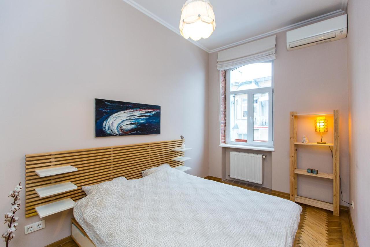 Light And Spacious Apartment On Gazova Str Λβιβ Εξωτερικό φωτογραφία